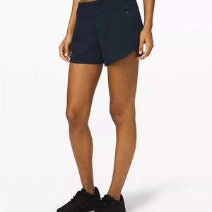 Lululemon Tracker Low-Rise Lined Short 4”